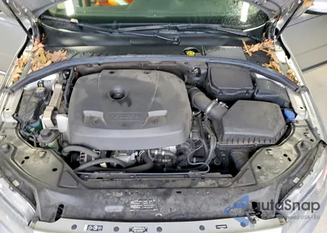 2016 Volvo S80 Premier z USA, uszkodzony, nr VIN YV140MAK8G1196180